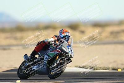 media/Dec-07-2025-CVMA (Sun) [[3e7d2de5dc]]/Race 18-Formula Twins-Formula 40 UL/